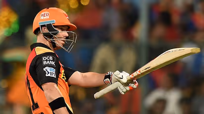 SRH vs GL highlights: Warner, Henriques stroll to a 9-wicket win