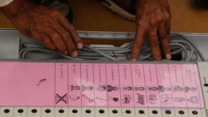 ഗുജറാത്തില് ആറു ബൂത്തുകളില് റീ പോളിങ്