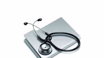 എംബിബിഎസ് ഒന്നാംവർഷ പരീക്ഷയിലെ കൂട്ടത്തോൽവി പഠിക്കാന് ആരോഗ്യസര്വ്വകലാശാല, കമ്മീഷനെ അയക്കും