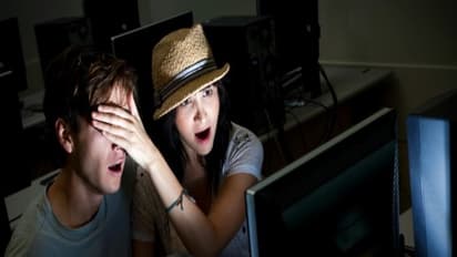 లేడీస్ హాస్టల్ లో సీక్రెట్ కెమెరాలు, ఇంటర్నెట్ లో వీడియోలు, ప్రేయసిని చూసి..