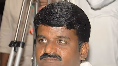 கெடுதலான கொரோனா வைரஸ் கண்டுபிடித்து கொடுத்த  நன்மை  அமைச்சர் விஜயபாஸ்கர்... நடிகர் பார்த்திபன் பாராட்டு..! |