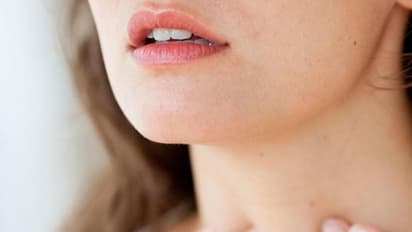 থাইরয়েডের সমস্যা আছে কি না, বুঝে নিন এই লক্ষণগুলি দেখে