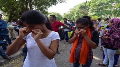 "அவங்கள பிடிச்சு உள்ள போடுங்க சார்!" - பிரா பிரச்சனையில் நீட் ரியாக்ஷன்!!