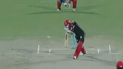 വിരാട് കോലി നേടിയ സിക്സ് ശ്രദ്ധേയമാകുന്നു