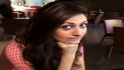 பேண்ட் அணியாமல் ஓட்டலுக்கு வந்த "பிரபல நடிகையின் தங்கை"..! வெளியே அனுப்பியது நிர்வாகம்..!