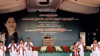 TN election rally: Jaya's stage air-cooled while supporters die in sun