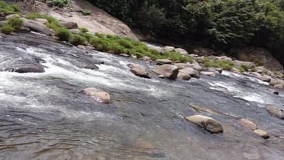 வறண்டு வரும் பவானி – கவலையில் விவசாயிகள்...