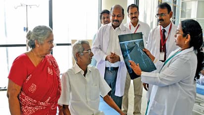 ಇಂಥ  ಖಾಸಗಿ ಆಸ್ಪತ್ರೆಗಳಲ್ಲಿ ಬಡವರಿಗೆ ಫ್ರೀ ಟ್ರೀಟ್‌ಮೆಂಟ್ ಸಿಗುತ್ತೆ