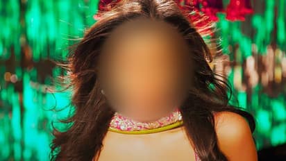 Here's why this actress had to answer nature's call in public