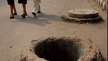 Breaking: Five men fall in deep manhole in Hyderabad, unconscious