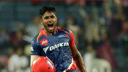 ಸ್ಯಾಮ್ಸನ್ ಗುಡುಗು, ಜಾಹೀರ್, ಮಿಶ್ರ ದಾಳಿಗೆ ಪುಣೆ ತತ್ತರ