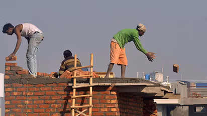 Currency ban: No job, no cash, no food for TN construction workers