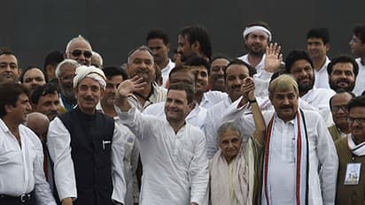 With Sheila in front, Rahul blows poll bugle in UP