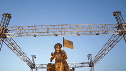 Union Home Minister Amit Shah unveils ‘Bharat Mata Sculpture’ (Photo/GujaratCMO)