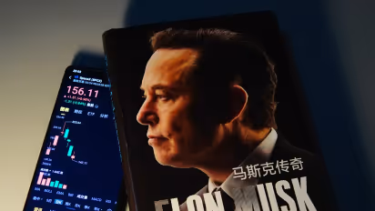 https://stocktwits.com/news-articles/markets/equity/spacex-elon-musk-stake-900b-billions-depend-crazy-good-outcomes/cZotGZKRJiG