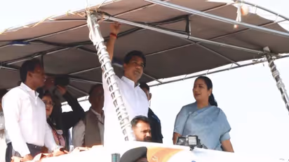 Delhi Chief Minister Rekha Gupta and Delhi Minister Kapil Mishra inspected 'Namo Yamuna River Safari' (Photo/ANI)