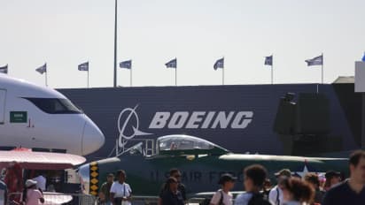 https://stocktwits.com/news-articles/markets/equity/boeing-airbus-executives-downplay-expectations-about-new-narrowbody-jets-report/ch6R2PuR3gI
