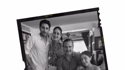 Ibrahim Ali Khan, Kareena Kapoor Khan, Saif Ali Khan, Sara Ali Khan (Photo/Instagram/@kareenakapoorkhan)
