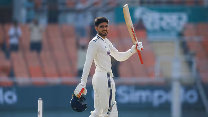 Shubman Gill celebrating century (Photo: X/@BCCI)