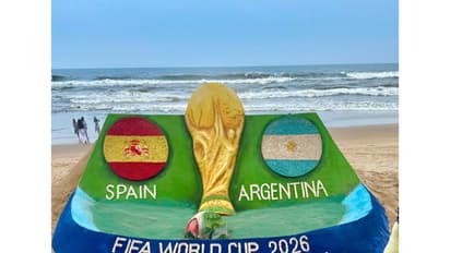 FIFA World Cup 2026: পুরীর সৈকতে বালির ভাস্কর্যে ফাইনালের শুভেচ্ছা, শিল্পী সুদর্শন পট্টনায়েক