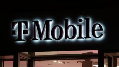 T-Mobile Stock Jumps On Stellar Q4 Results, Strong Guidance: Retail Excitement Grows