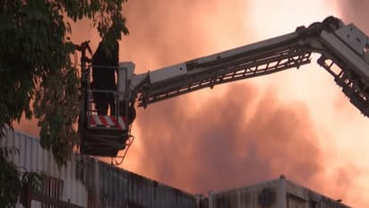 Fire breaks out in slums near Udyog Bhawan in Delhi (Photo/ANI)