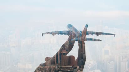 MakeMyTrip Stock In Focus Ahead of Q3 Earnings: Retail’s Downbeat