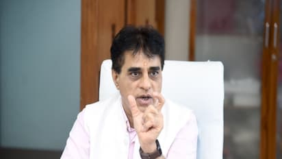 Gujarat Health Minister Praful Pansheriya (Photo: GujaratCMO)