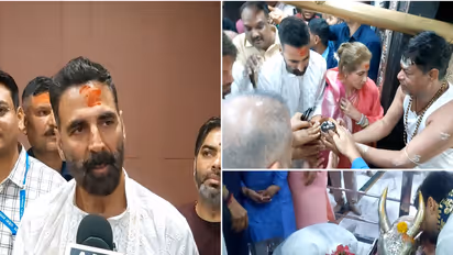 Akshay Kumar with Dimple Kapadia (Photos/ANI)