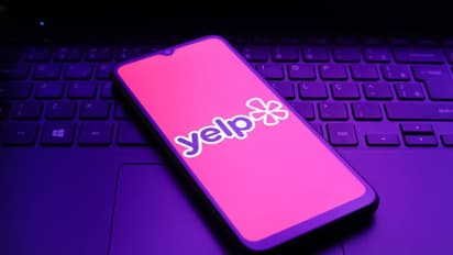 Yelp Stock Rises As Investors Cheer Q4 Beat, Positive Guidance: Retail’s Unimpressed