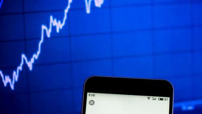 Cleveland-Cliffs Stock Slumps On Q4 Miss As CEO Pins Blame On ‘Worst Steel Demand Since 2010’— Retail's Divided