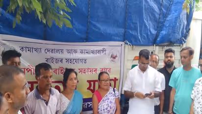 NGO aiding flood affected families in Assam (Photo/ANI)