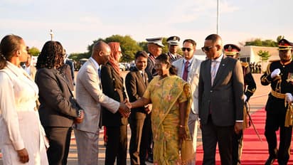 Botswana President Advocate Duma Gideon Boko sees President Droupadi Murmu off (Photo: X@MEAIndia)