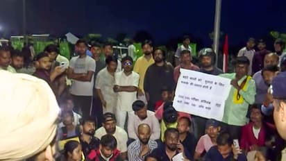 Protest by JPSC-JSSC aspirants in Ranchi (File Photo/ANI)