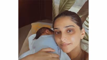 Sonam Kapoor with her newborn son (Photo/Instagram/@sonamkapoor)