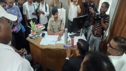 Congress protests at CO office demanding FIR amid purification row (Photo/ANI)