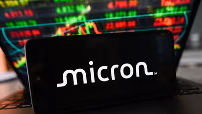https://stocktwits.com/news-articles/markets/equity/micron-earnings-preview-analysts-see-over-350-revenue-jump-as-retail-bulls-bet-on-fresh-buyback/cZMSW4FRBfX