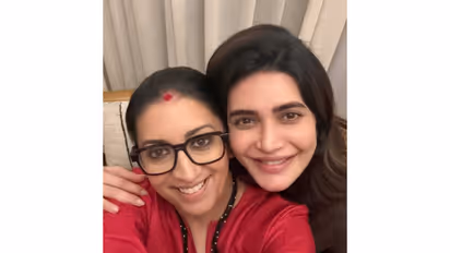 Smriti Irani and Karishma Tanna (Image source: Karishma's Instagram)