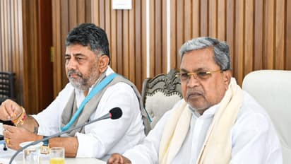 Karnataka Deputy Chief Minister DK Shivakumar with Chief Minister Siddaramaiah (File Photo/ANI)
