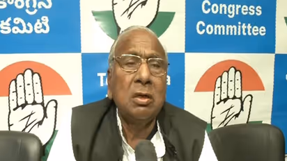 Congress leader V Hanumantha Rao. (Photo/ANI)