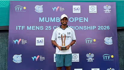 Karan Singh with ITF Men’s World Tennis Tour M25 tournament trophy. (Photo: ITF)
