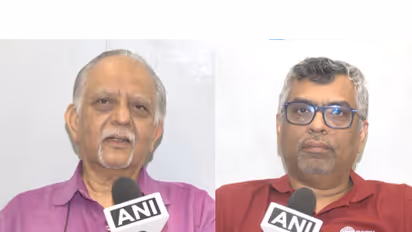 Sunil R. Parekh, Economist and Vishwanath Pingal, Professor, IIM Ahmedabad (Photo/ANI)