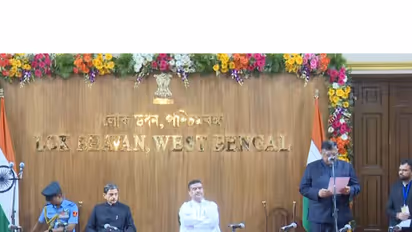 35 ministers took oath at Lok Bhawan (Photo/ANI)