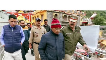 SIT arrives to inspect the Badrinath Temple premises (Photo/ANI)