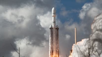 https://stocktwits.com/news-articles/markets/equity/asts-rklb-lunr-rdw-stocks-slide-overnight-analyst-questions-whether-rivals-can-compete-if-space-x-controls-access-to-orbit/cZ0HU7hRe6D