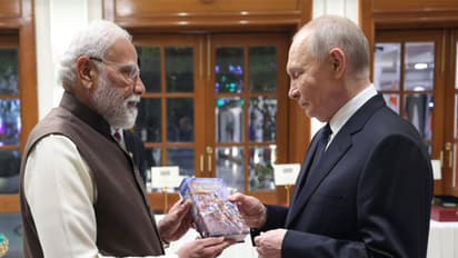 PM Modi gifts Russian edition of Bhagvad Gita to Putin (Photo/X@narendramodi)