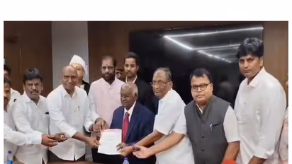 BRS delegation meets KG Balakrishnan Commission in New Delhi; submits representation seeking SC status for Dalit Christians (Photo/ANI)