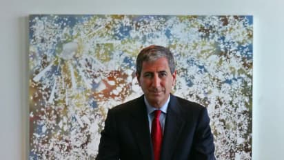 https://stocktwits.com/news-articles/markets/equity/ken-moelis-to-step-down-as-chief-executive-of-moelis-after-18-years/chlEkLZRbyK