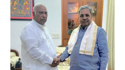 Mallikarjun Kharge and Siddaramaiah (Photo/@kharge/X)