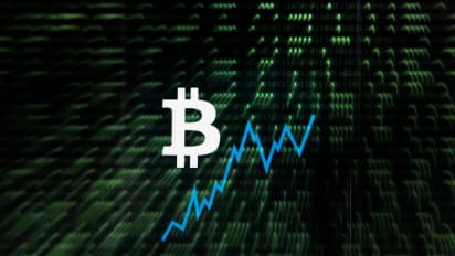 https://stocktwits.com/news-articles/markets/cryptocurrency/bitcoin-price-august-outlook-analyst/cZ86GfqRJ5L